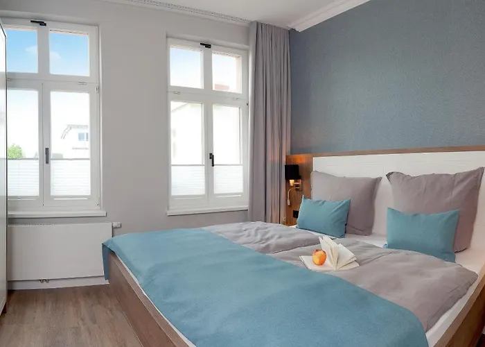 Seeblick Stettiner Haff 아파트 *